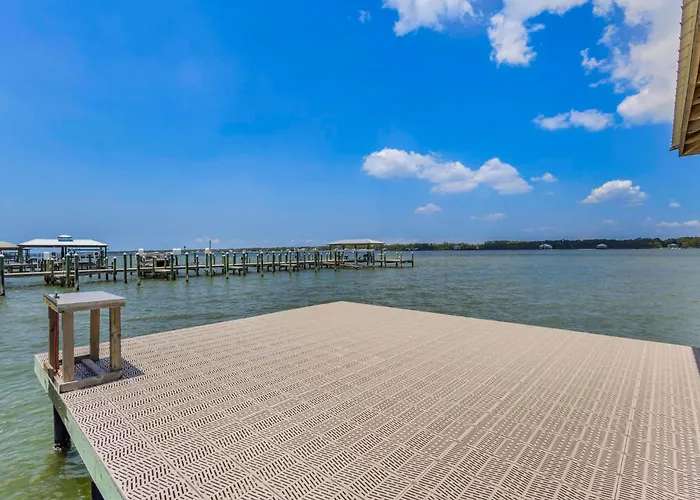 Apartment The Landing 102 By Collection Gulf Shores