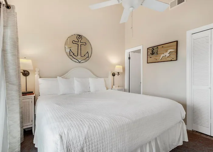 Apartment The Landing 102 By Collection Gulf Shores